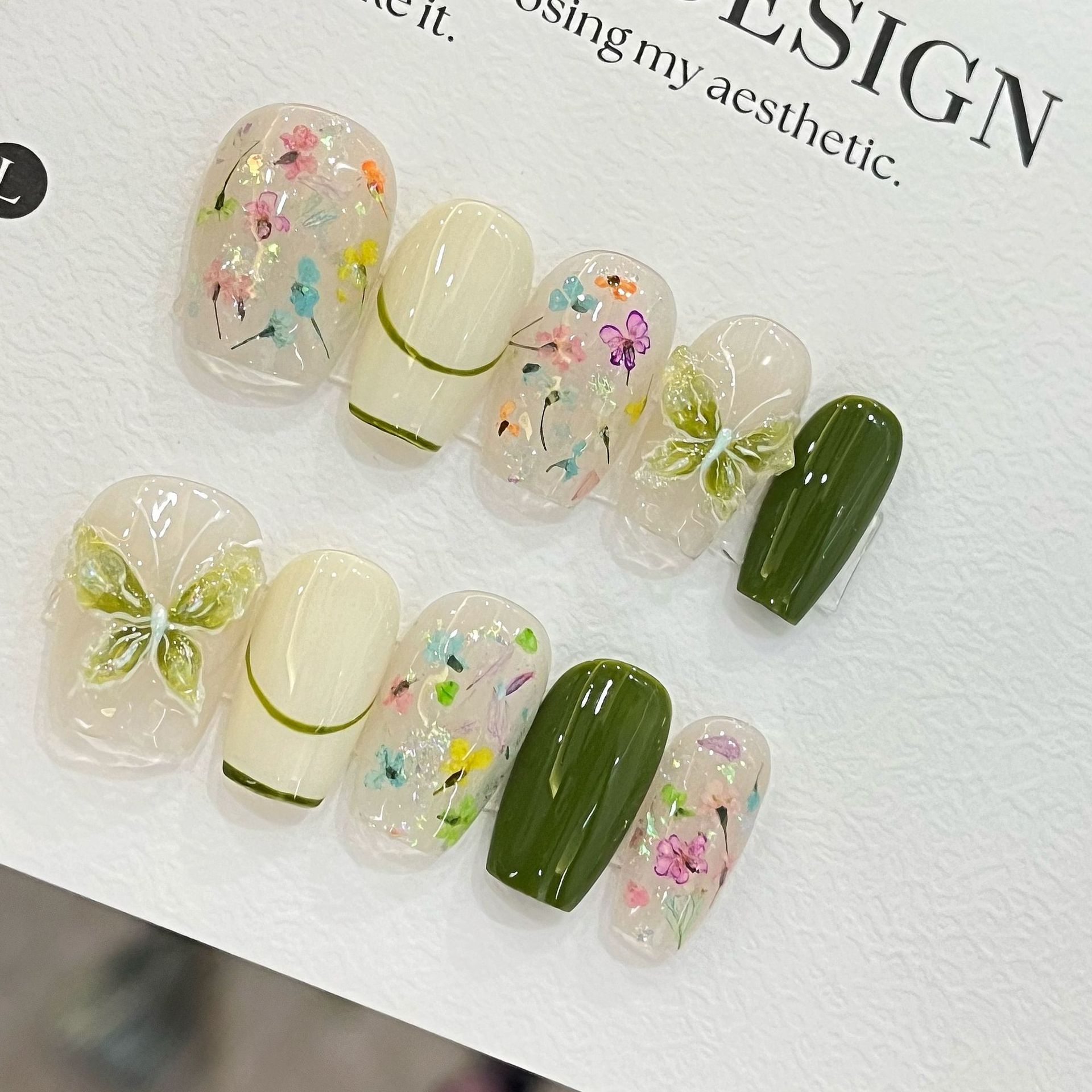 Pressed Flower Art - 10개 나비꽃 모양 중간 길이 코핀형