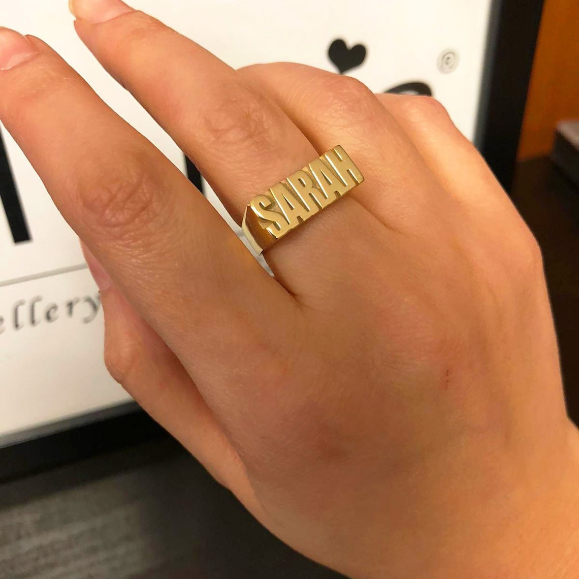 Initial Ring Custom - 남성 여성을위한 맞춤형 골드 고딕 반지